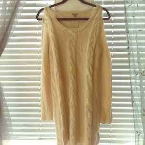 “Cold shoulder” sweater
